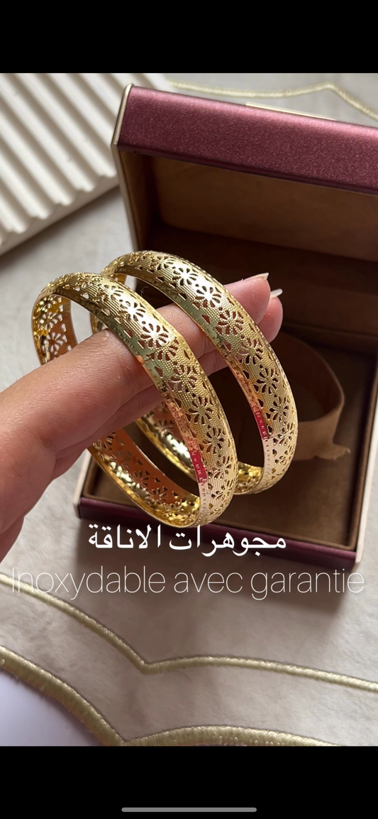 Deux braclet dorée